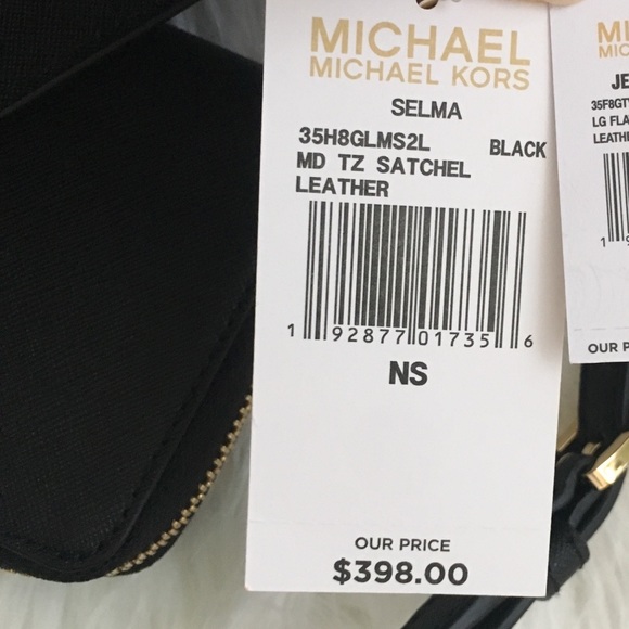 Last one✨Michael Kors medium black Selma Satchel - Picture 8 of 8